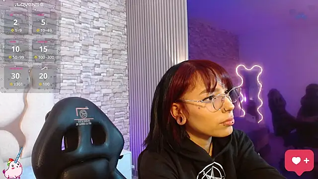 Issa tay1 online show from October 2025 07:34:02 PM