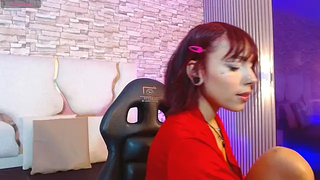 Issa tay1 online show from October 2025 07:47:02 PM