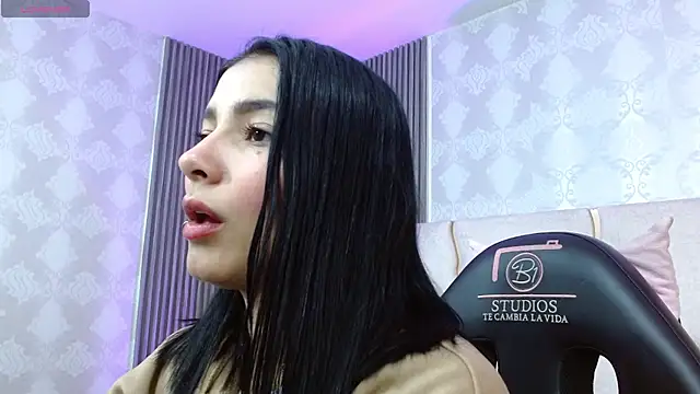 Gaby tay1 online show from October 2025 03:41:01 AM