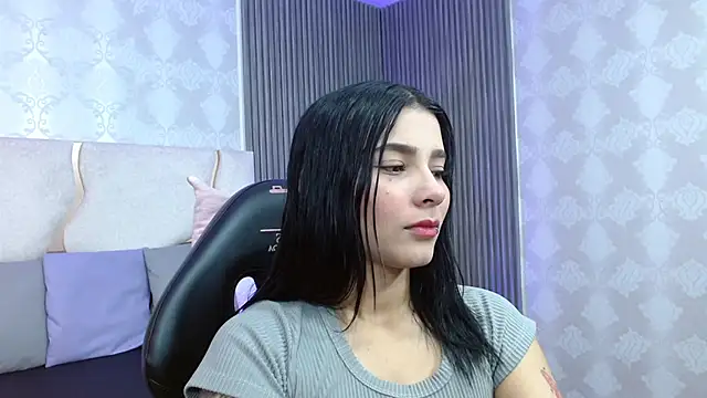 Snapshot of Gaby_tay1 chatting on October 2025 03:49:02 AM Gaby tay1 online show from October 2025 03:49:02 AM