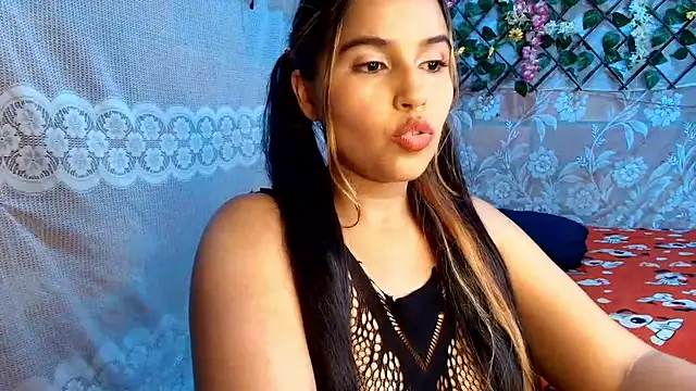 leandro49112 online show from June 2026 09:26:02 PM