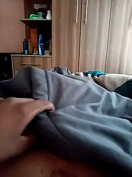 Cumboy2567 online show from December 2025 04:13:02 AM