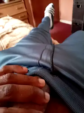 Snapshot of Cumboy2567 chatting on September 2025 09:52:01 AM Cumboy2567 online show from September 2025 09:52:01 AM