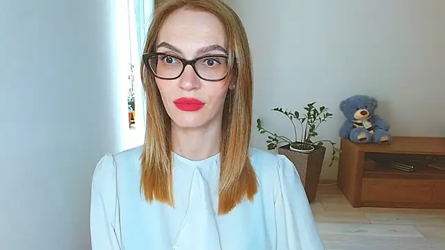Snapshot of Lady_Sunshine_ chatting on June 2026 07:52:01 AM Lady Sunshine online show from June 2026 07:52:01 AM