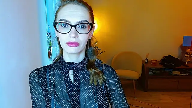 Lady Sunshine  online show from April 2026 06:32:02 AM