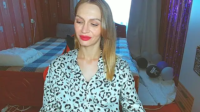 Snapshot of Lady_Sunshine_ chatting on July 2026 06:43:01 AM Lady Sunshine online show from July 2026 06:43:01 AM