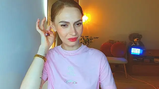 Snapshot of Lady_Sunshine_ chatting on April 2026 06:31:01 AM Lady Sunshine online show from April 2026 06:31:01 AM