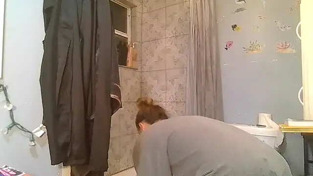 ShysluutGia online show from February 2026 01:02:01 PM