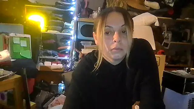 ShysluutGia online show from June 2026 10:43:01 AM