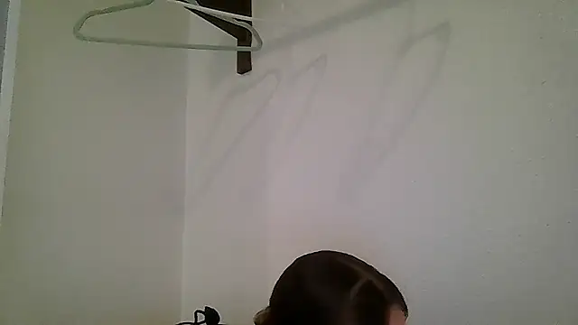 ShysluutGia online show from June 2026 12:32:01 AM