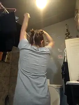 ShysluutGia online show from December 2025 08:14:02 AM