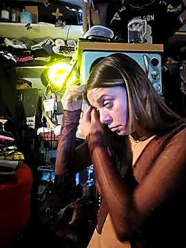 ShysluutGia online show from May 2026 02:59:01 PM