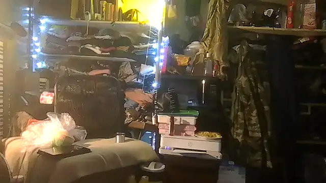 ShysluutGia online show from April 2026 07:05:02 AM