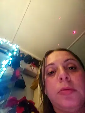 Snapshot of ShysluutGia chatting on November 2025 01:16:01 AM ShysluutGia online show from November 2025 01:16:01 AM