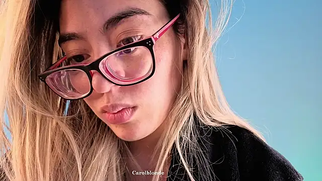 Carolblonde online show from March 2026 03:44:01 AM