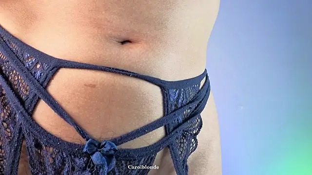 Carolblonde online show from December 2025 04:50:02 AM