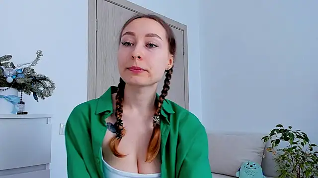 Snapshot of marilinaal chatting on March 2025 06:12:02 AM marilinaal online show from March 2025 06:12:02 AM