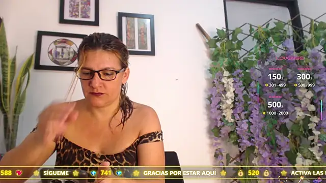 StephyJones1 online show from July 2026 09:34:01 PM