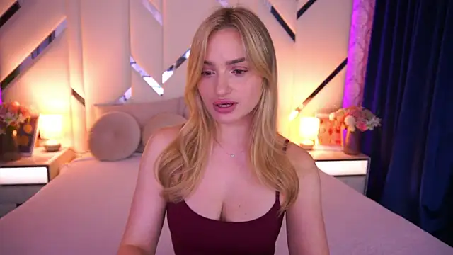 LindsieGreyy online show from June 2026 11:48:01 AM