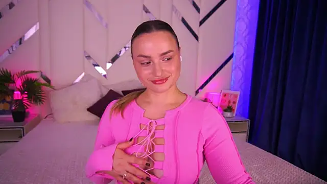 LindsieGreyy online show from October 2025 08:13:01 AM