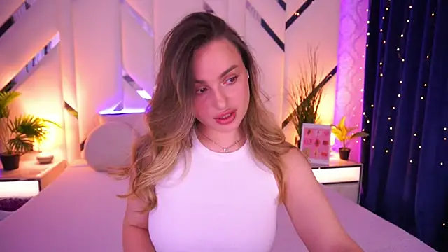 LindsieGreyy online show from February 2026 08:26:02 AM