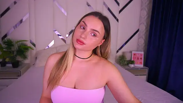 LindsieGreyy online show from November 2025 08:07:01 AM