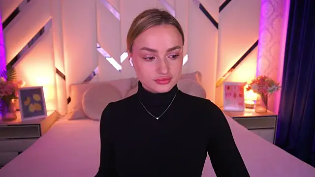 LindsieGreyy online show from May 2026 06:37:02 AM