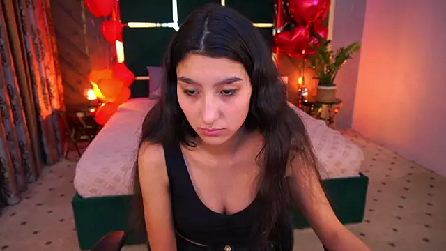 CharmMocco online show from February 2025 02:09:02 PM