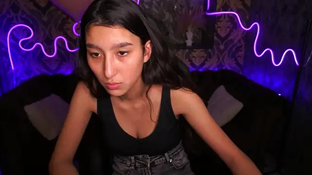 CharmMocco online show from February 2025 07:15:01 AM