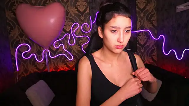 CharmMocco online show from February 2025 07:23:01 AM