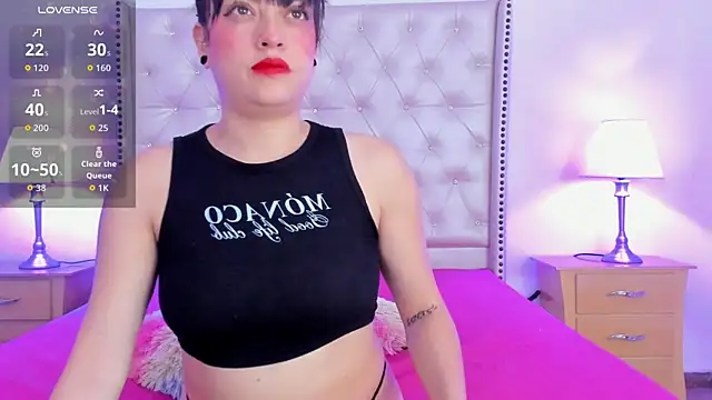 emily jk online show from October 2025 07:00:02 PM