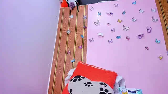 camilagreeco online show from December 2025 02:34:01 PM