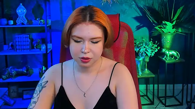 Snapshot of MitsukiMun chatting on March 2025 07:27:01 PM MitsukiMun online show from March 2025 07:27:01 PM