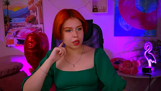 Snapshot of MitsukiMun chatting on February 2025 07:03:01 PM MitsukiMun online show from February 2025 07:03:01 PM