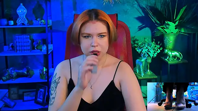 Snapshot of MitsukiMun chatting on March 2025 10:33:01 PM MitsukiMun online show from March 2025 10:33:01 PM