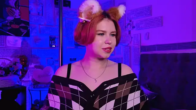 Snapshot of MitsukiMun chatting on March 2025 10:42:01 PM MitsukiMun online show from March 2025 10:42:01 PM