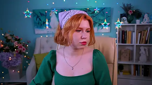 Snapshot of MitsukiMun chatting on February 2025 03:33:01 PM MitsukiMun online show from February 2025 03:33:01 PM