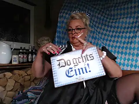 HotSilli152 online show from September 2025 03:07:02 PM