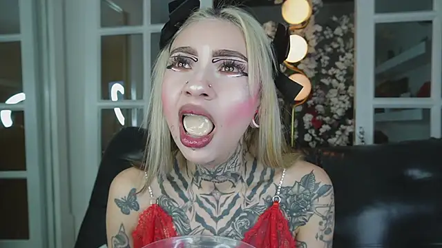 miss   angel online show from February 2026 11:04:02 AM