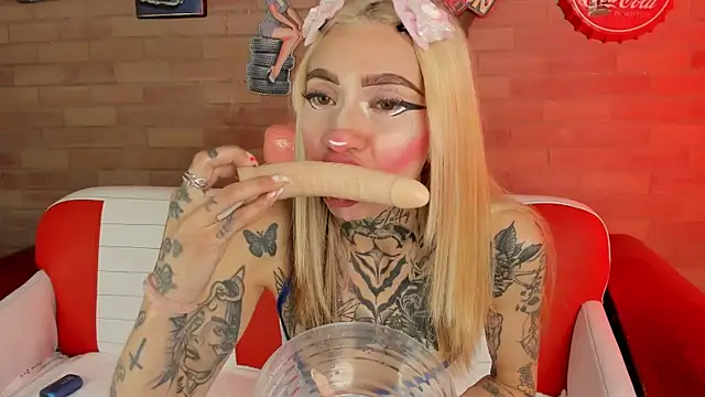 miss   angel online show from January 2026 02:33:01 PM