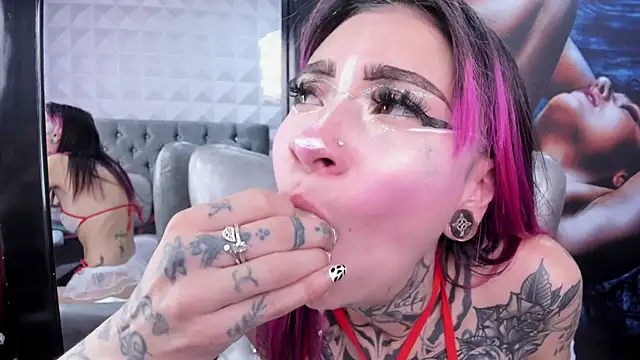 miss   angel online show from October 2025 06:08:01 PM