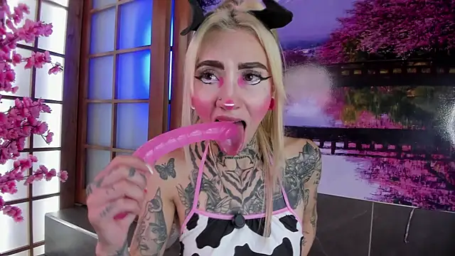 miss   angel online show from January 2026 06:00:02 PM