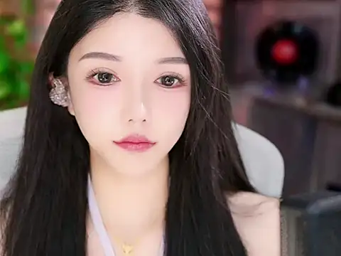 vv-77 online show from December 2025 07:28:02 PM