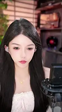 vv-77 online show from December 2025 06:17:01 PM