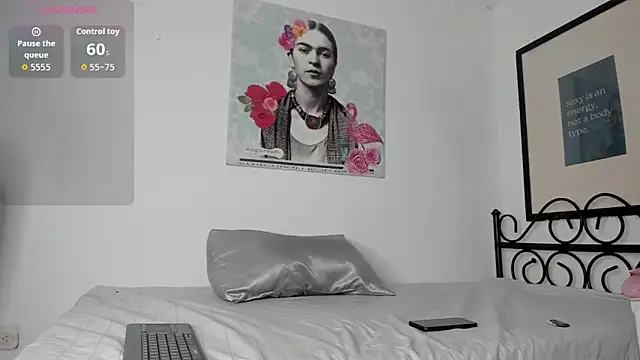 Dhalila  online show from September 2025 12:11:01 AM