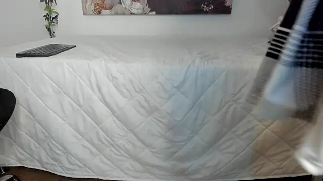 Dhalila  online show from December 2025 05:09:01 AM