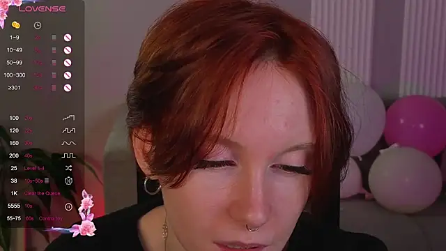 Snapshot of JoYung chatting on September 2025 04:11:02 AM JoYung online show from September 2025 04:11:02 AM