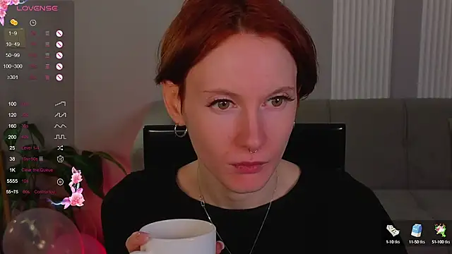 Snapshot of JoYung chatting on September 2025 04:12:01 AM JoYung online show from September 2025 04:12:01 AM