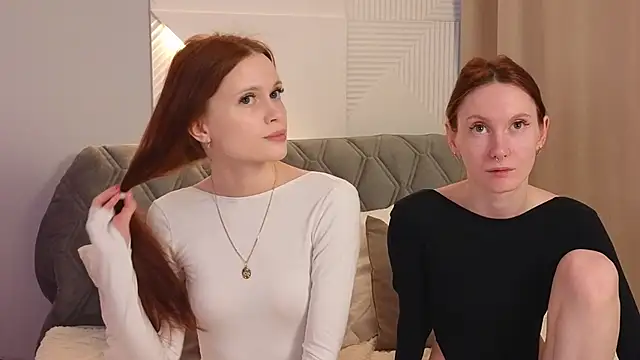 Snapshot of JoYung chatting on February 2025 04:37:02 AM JoYung online show from February 2025 04:37:02 AM