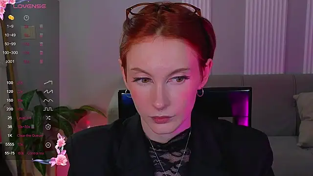 Snapshot of JoYung chatting on September 2025 06:51:01 PM JoYung online show from September 2025 06:51:01 PM